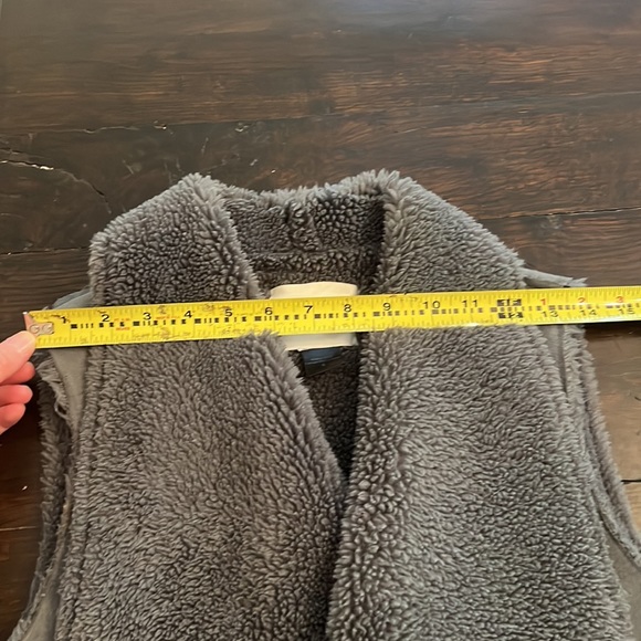 Velvet Graham & Spencer Faux Suede/Shearling Vest (Sz S) - Picture 15 of 16